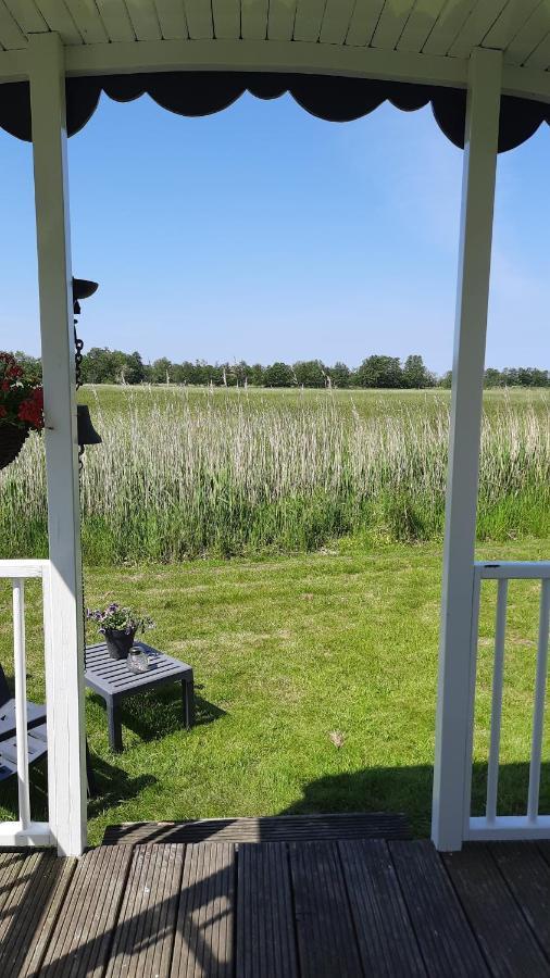 Pipowagen 'T Strunerke Augustinusga エクステリア 写真